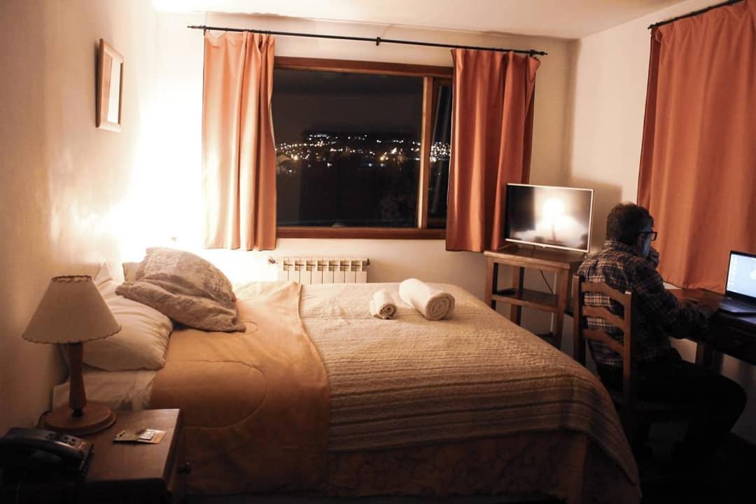 Hotel Oikos Ushuaia Esterno foto