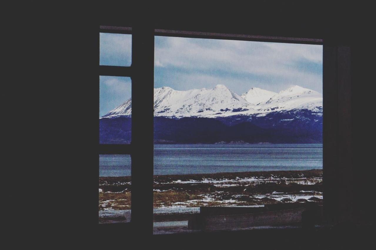 Hotel Oikos Ushuaia Esterno foto